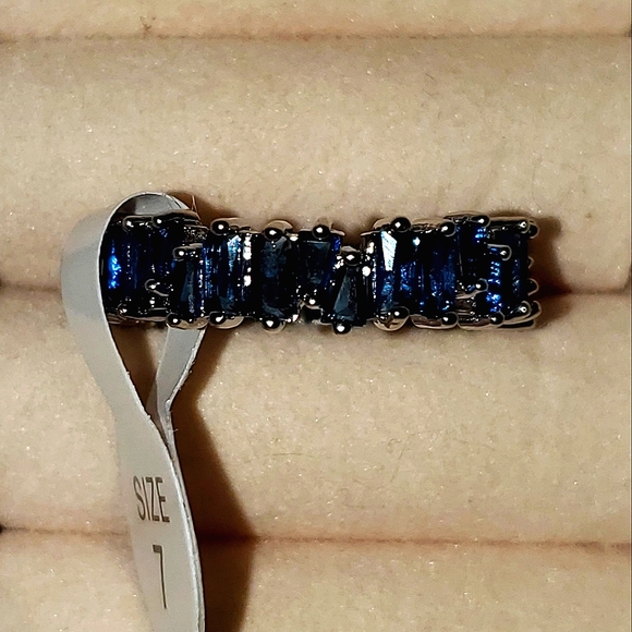 Fashion sapphire blue baguette CZ band ring size 7. - Picture 3 of 7
